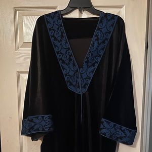 New nice and elegant Abaya, kugtan , long abaya, and 3/4 sleeves.